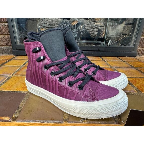 Women’s 7 Converse Chuck Taylor All Star “Lion Fish” Leather Waterproof Boots - Picture 3 of 9
